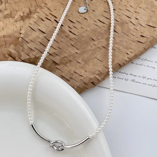 Modern Pearl Knot Choker Necklace – Silver Minimalist Charm
