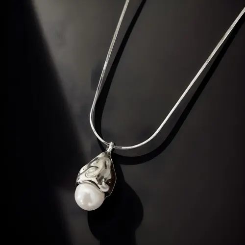 Molten Silver Pearl Pendant Necklace