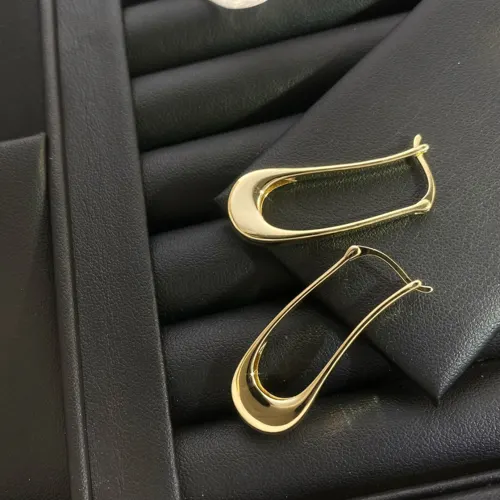 Sculpted Luxe Drop Earrings
